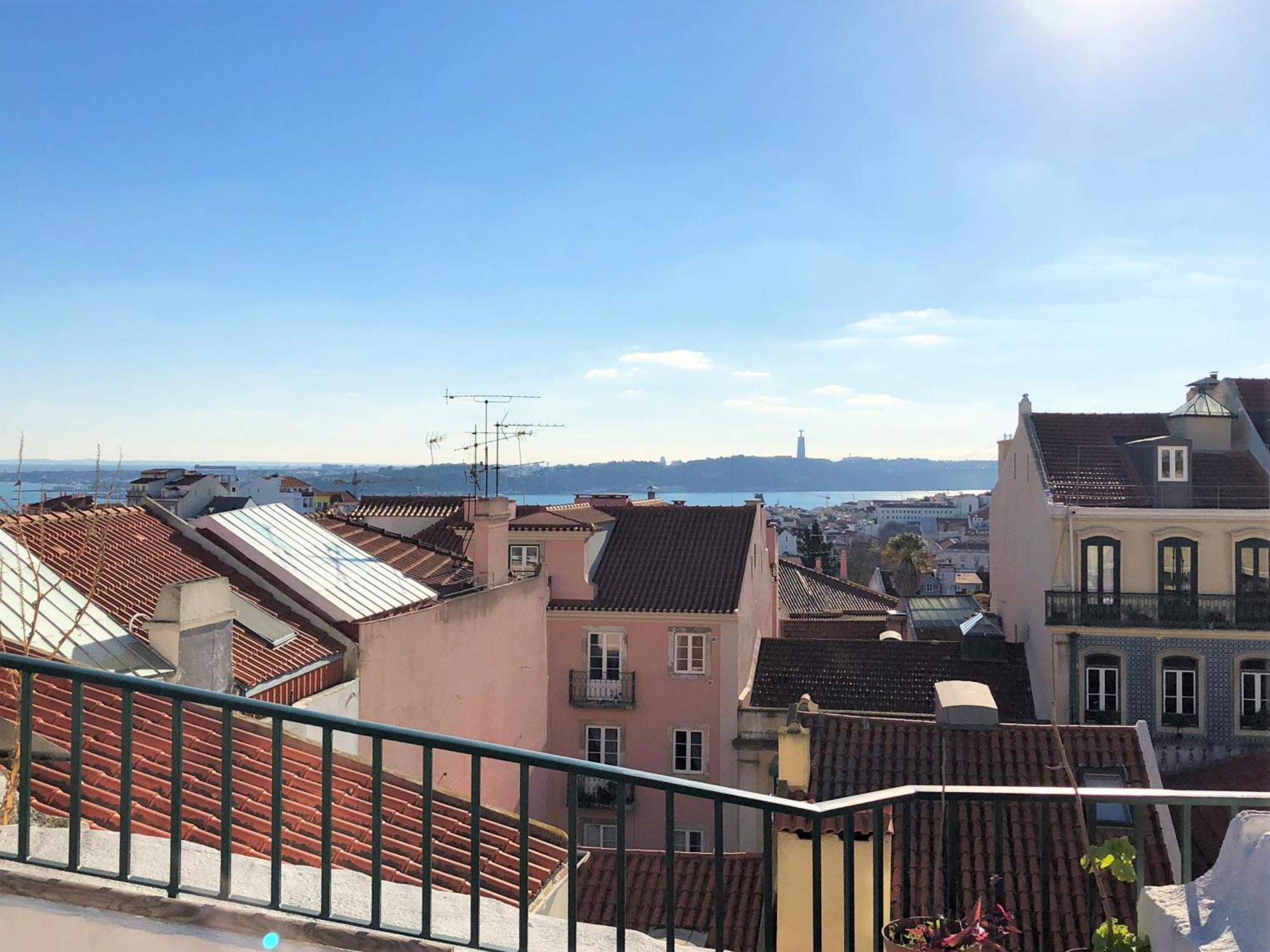 Sm3 Now With New Ac Rootop Terrace Bright And Cozy Pr Real Br Alto * Lisboa
